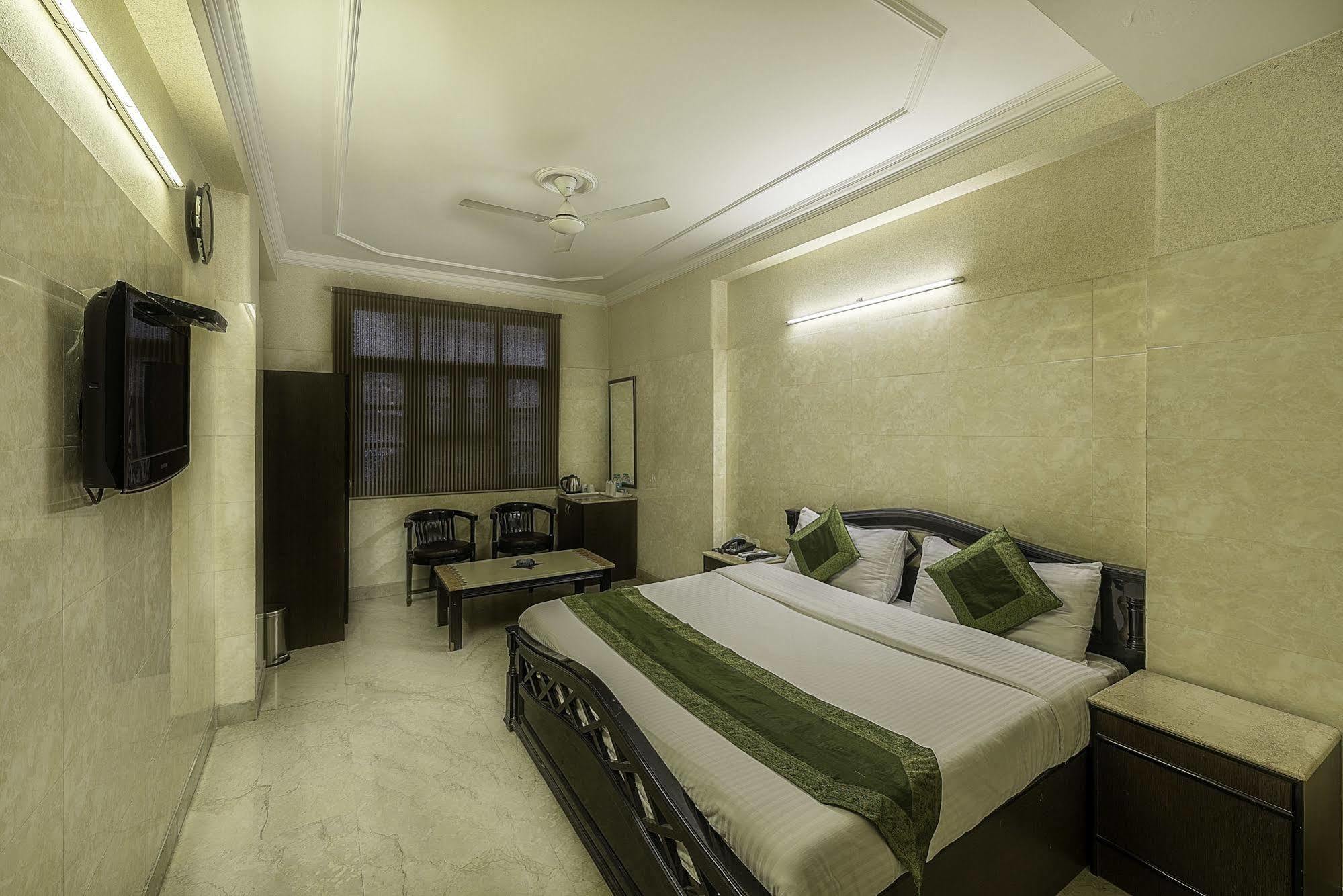 Treebo Trend Singh Sons Karol Bagh Otel Yeni Delhi Dış mekan fotoğraf